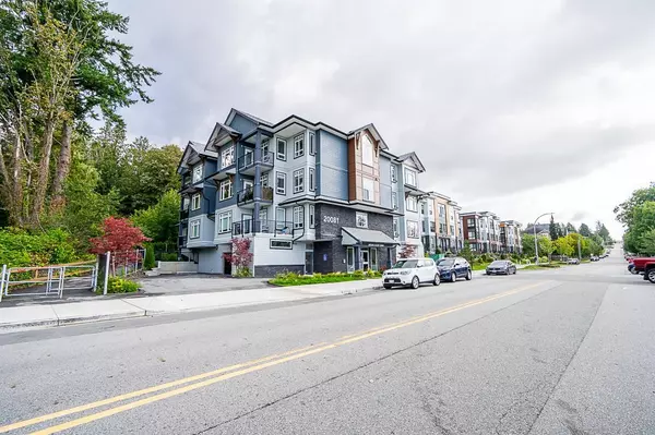 Langley, BC V2Y 3V7,20081 68 AVE #305