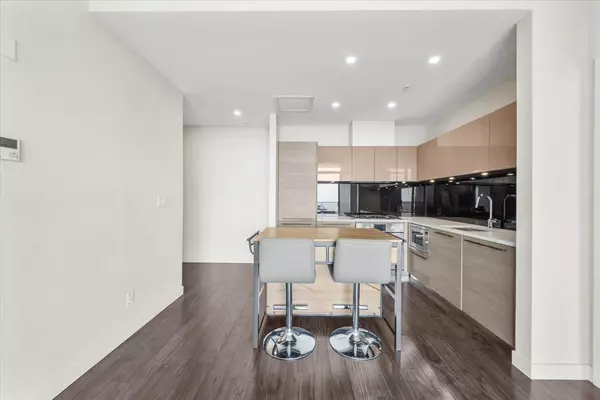 Burnaby, BC V5H 0H8,6383 Mckay AVE #2904