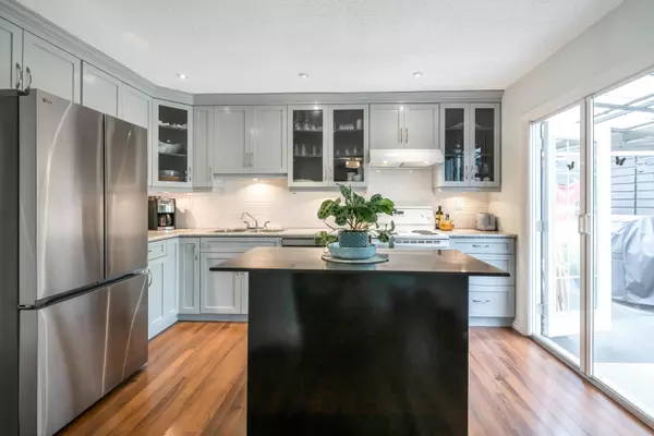 Langley, BC V2Y 1H5,2112 Winston CT