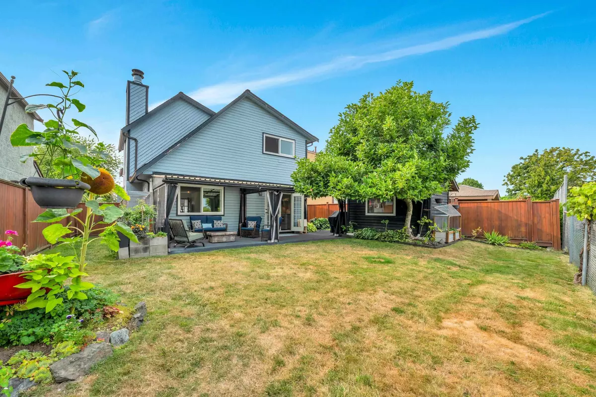 Langley, BC V2Y 1H5,2112 Winston CT