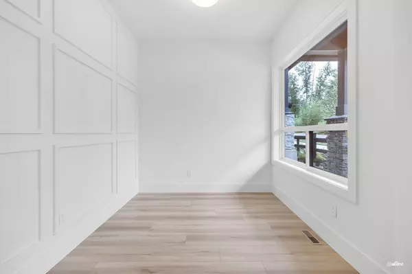 Langley, BC V2Y 3V2,7626 196 ST