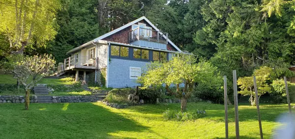 Gibsons, BC V0N 1V9,586 Bals LN