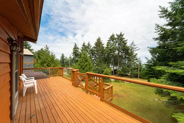 Mayne Island, BC V0N 2J1,556 Bayview DR