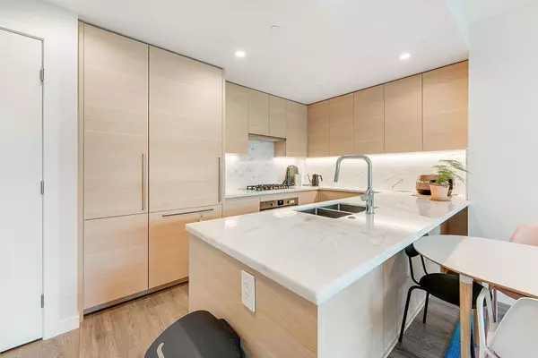 Port Moody, BC V3H 0M3,305 Morrissey RD #1501