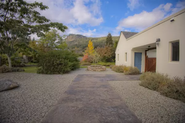 Salt Spring Island, BC V8K 2A6,1929 Fulford-Ganges RD