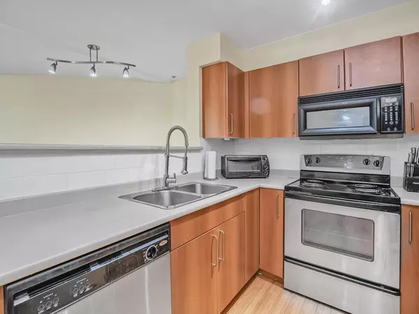 Vancouver, BC V5R 6H5,3575 Euclid AVE #107