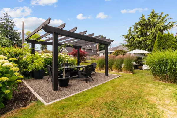 Richmond, BC V6X 1P4,9160 Walford ST