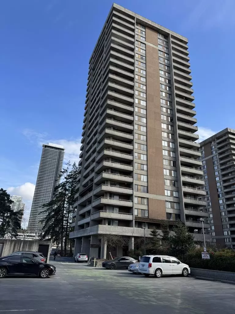 Burnaby, BC V3J 7G7,3755 Bartlett CT #203
