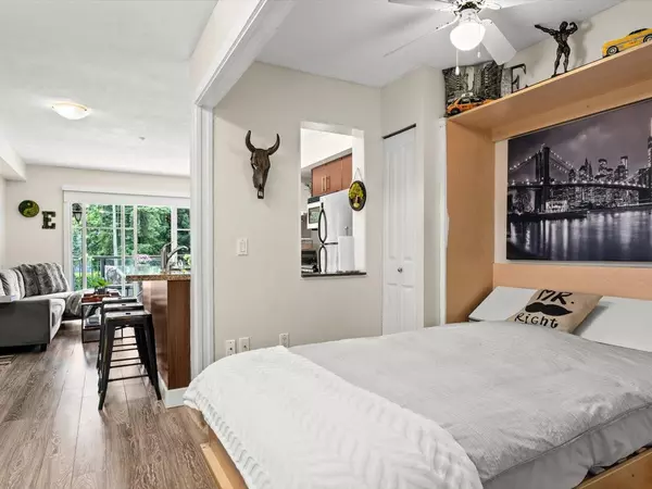 Port Moody, BC V3H 0B9,3260 St Johns ST #303