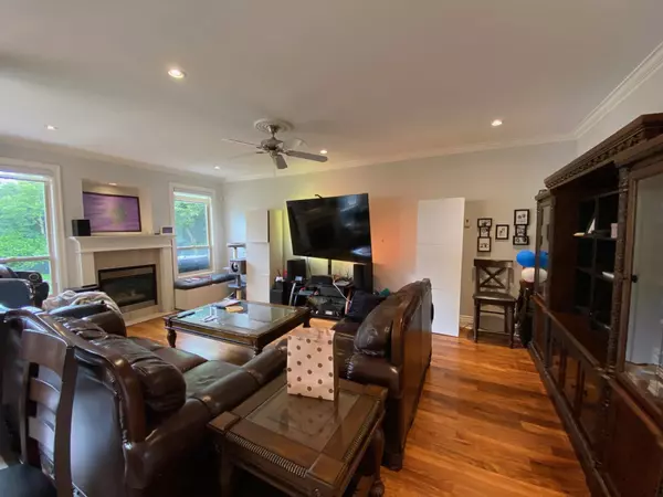 Richmond, BC V7C 1E4,4680 Granville AVE