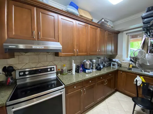 Richmond, BC V7C 1E4,4680 Granville AVE