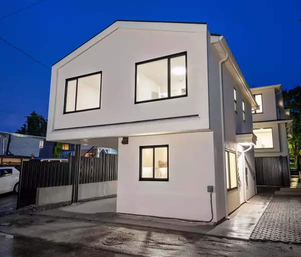 Burnaby, BC V5C 2L8,4064 Pender ST #L1