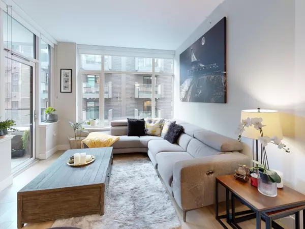 Vancouver, BC V5S 0H3,3451 Sawmill CRES #311