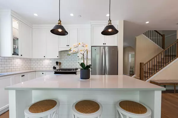 Chilliwack, BC V2R 0Z4,43318 Creekside CIR