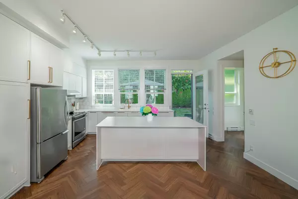 Surrey, BC V3Z 0X4,15828 27th AVE #64