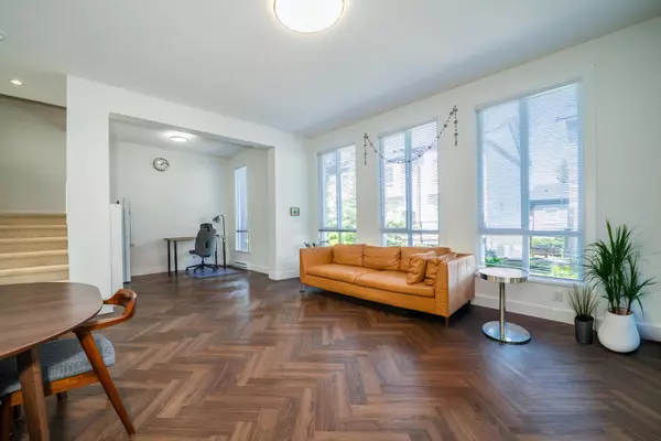 Surrey, BC V3Z 0X4,15828 27th AVE #64