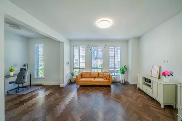 Surrey, BC V3Z 0X4,15828 27th AVE #64