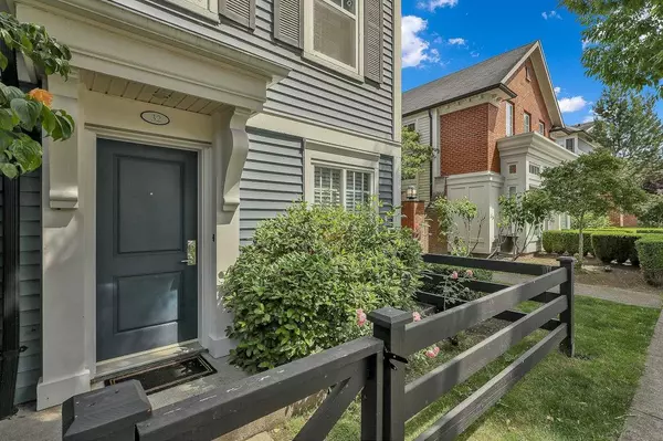 Surrey, BC V4N 1A5,18983 72a AVE #32