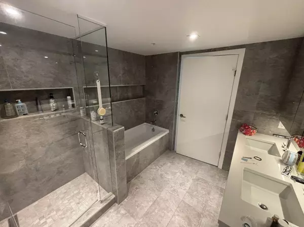 Richmond, BC V6Y 0L7,8133 Cook RD #428