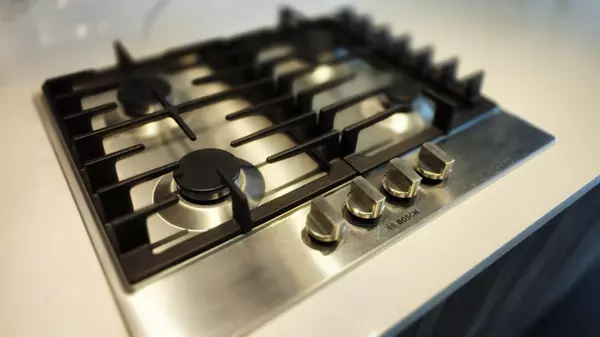 Surrey, BC V3T 0V2,13768 100 AVE #1904