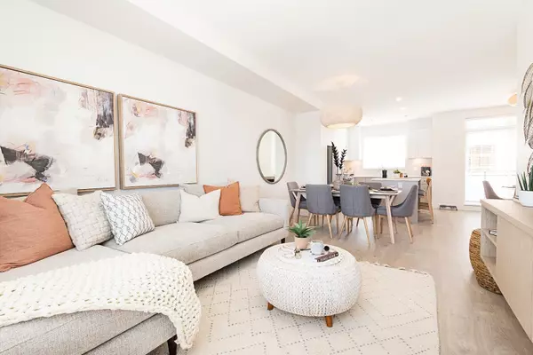 Surrey, BC V3Z 1J1,2070 Oak Meadows DR #3