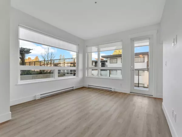 Maple Ridge, BC V2X 4P9,11907 223 ST #201