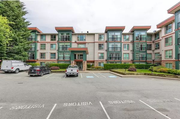 Abbotsford, BC V2S 8P9,33485 South Fraser WAY #207