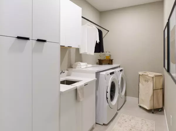 Maple Ridge, BC V4R 2S9,23697 Fern CRES #9