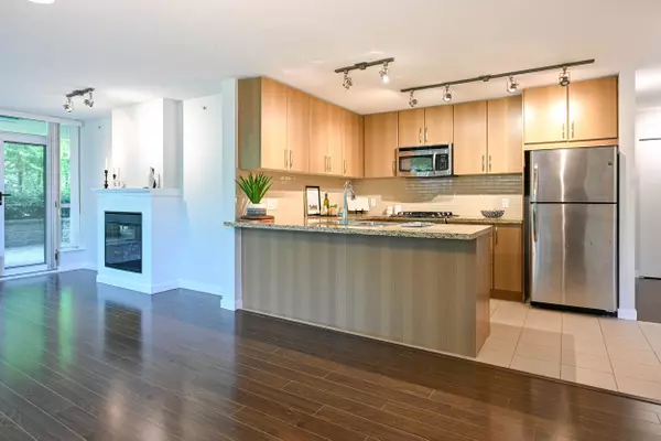 Port Moody, BC V3H 0B7,660 Nootka WAY #206