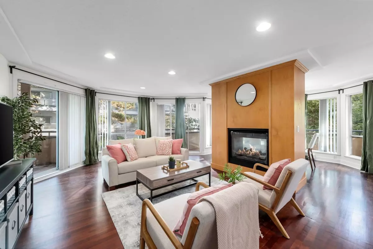 Richmond, BC V6X 3L6,8600 Lansdowne RD #107