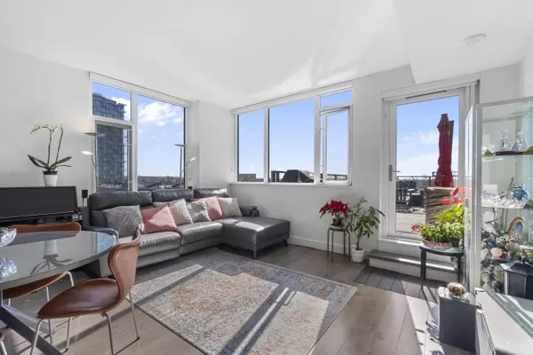 Vancouver, BC V5S 0H3,3451 Sawmill CRES #702