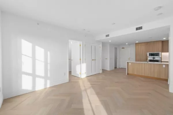 Vancouver, BC V6M 2M4,2096 W 47th AVE #314