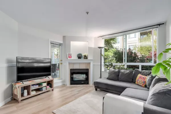 Port Coquitlam, BC V3C 1Z1,2485 Atkins AVE #107