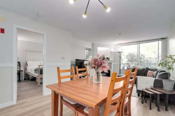 Port Coquitlam, BC V3C 1Z1,2485 Atkins AVE #107