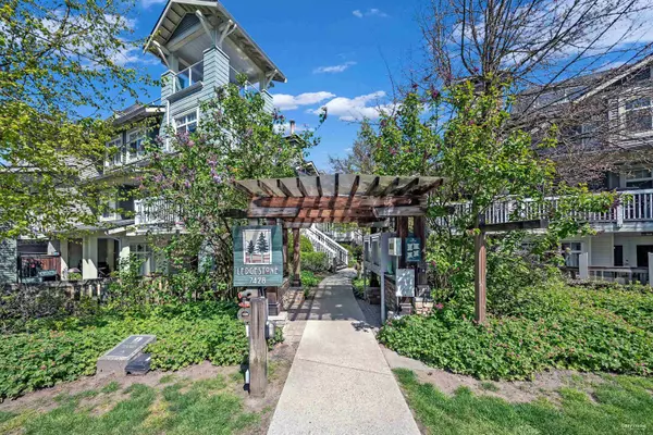 Burnaby, BC V3N 0A1,7428 Southwynde AVE #28