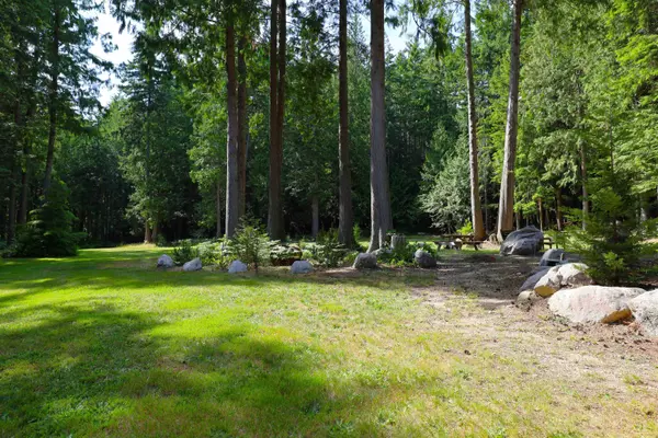 Roberts Creek, BC V0N 2W1,1747 Hanbury RD