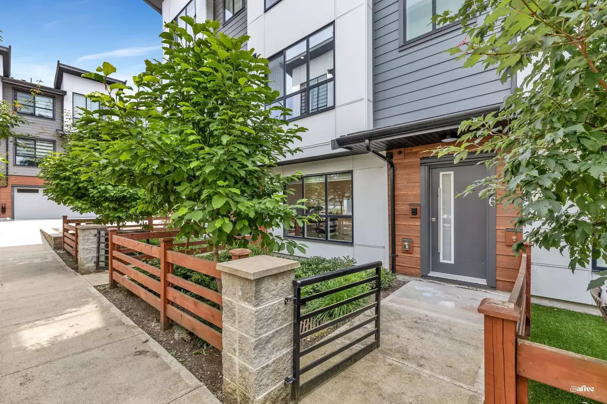 Surrey, BC V4N 6V6,7177 194a ST #76