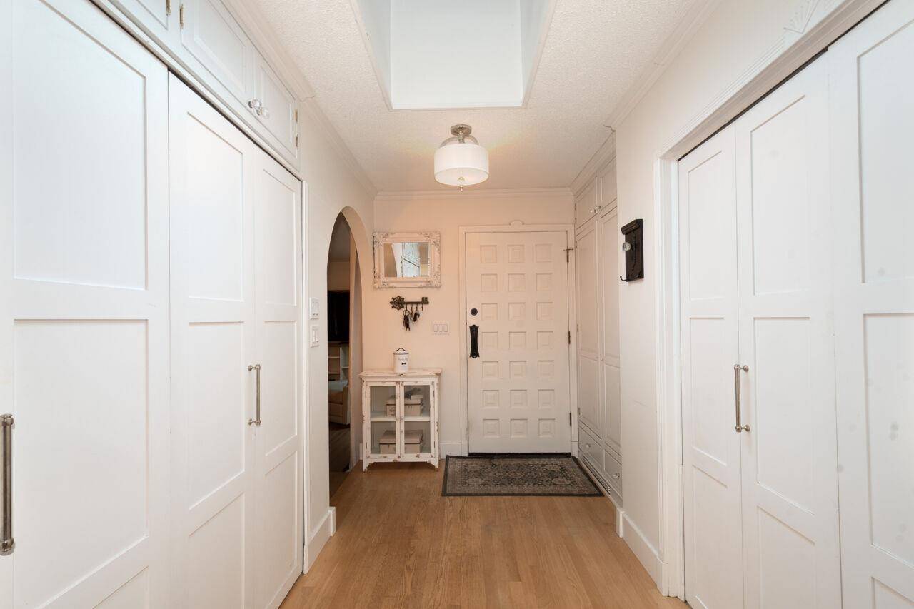 Ladner, BC V4K 2J4,5439 Westminster AVE