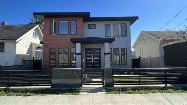 New Westminster, BC V3M 3J1,1422 Tenth AVE
