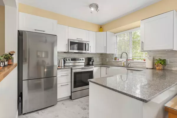 Pemberton, BC V0N 2L1,1450 Vine RD #11