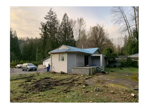 Sardis - Chwk River Valley, BC V4Z 1A6,48713 Chilliwack Lake RD