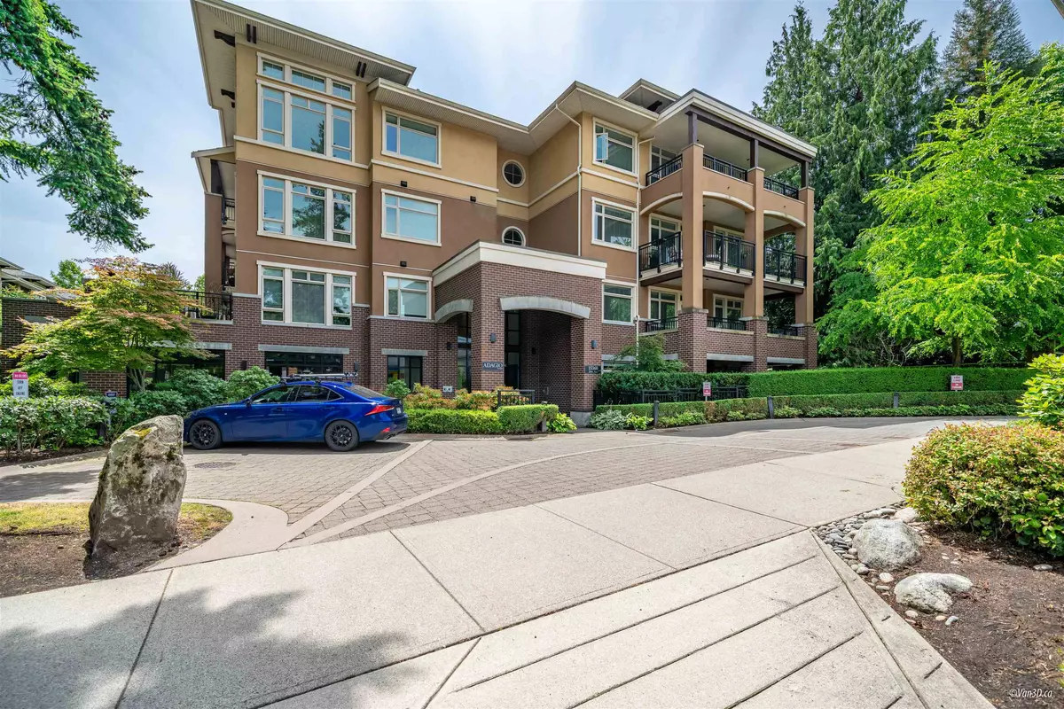 Surrey, BC V4A 2A3,15360 20 AVE #410