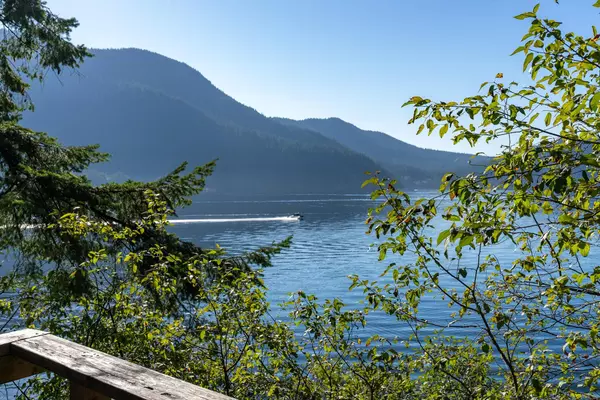 North Vancouver, BC N0N 0N0,316 Sasamat LN