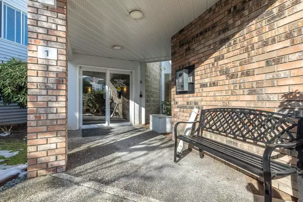 Abbotsford, BC V2S 6S6,32823 Landeau PL #105