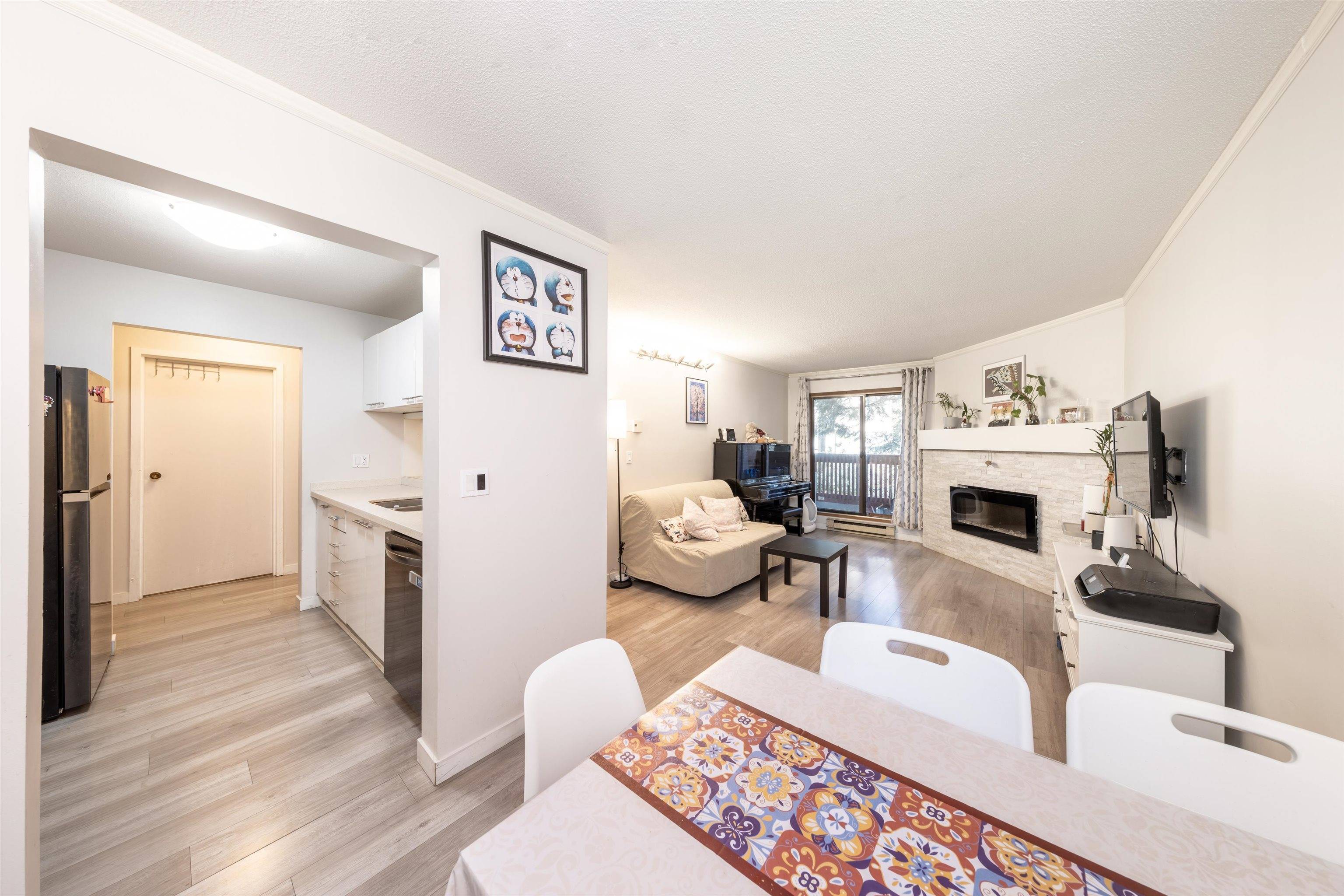 Richmond, BC V6Y 1Z3,7651 Minoru BLVD #136