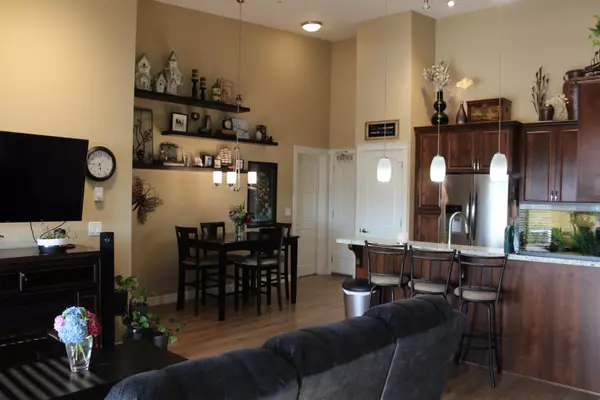 Abbotsford, BC V2T 3R7,2860 Trethewey ST #604