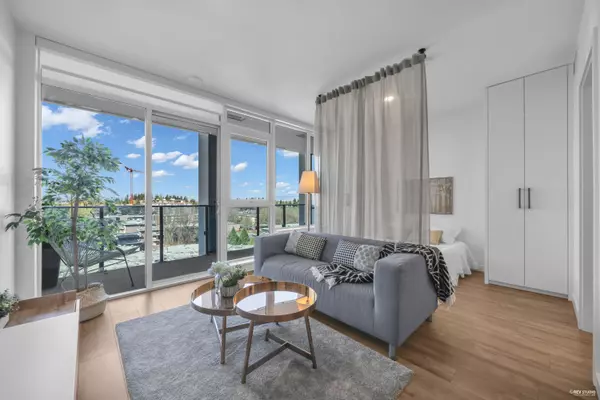 10448 University DR #911, Surrey, BC V3T 0S7