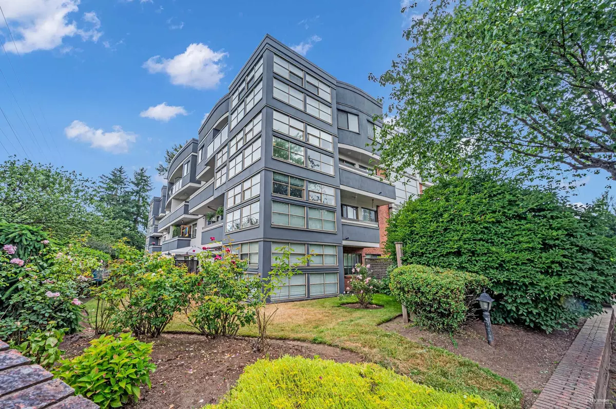 Maple Ridge, BC V2X 0R3,12025 207a ST #105