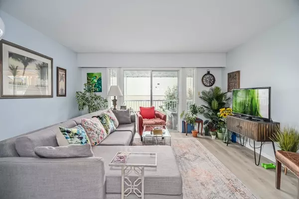 Abbotsford, BC V2T 5T7,32691 Garibaldi DR #34