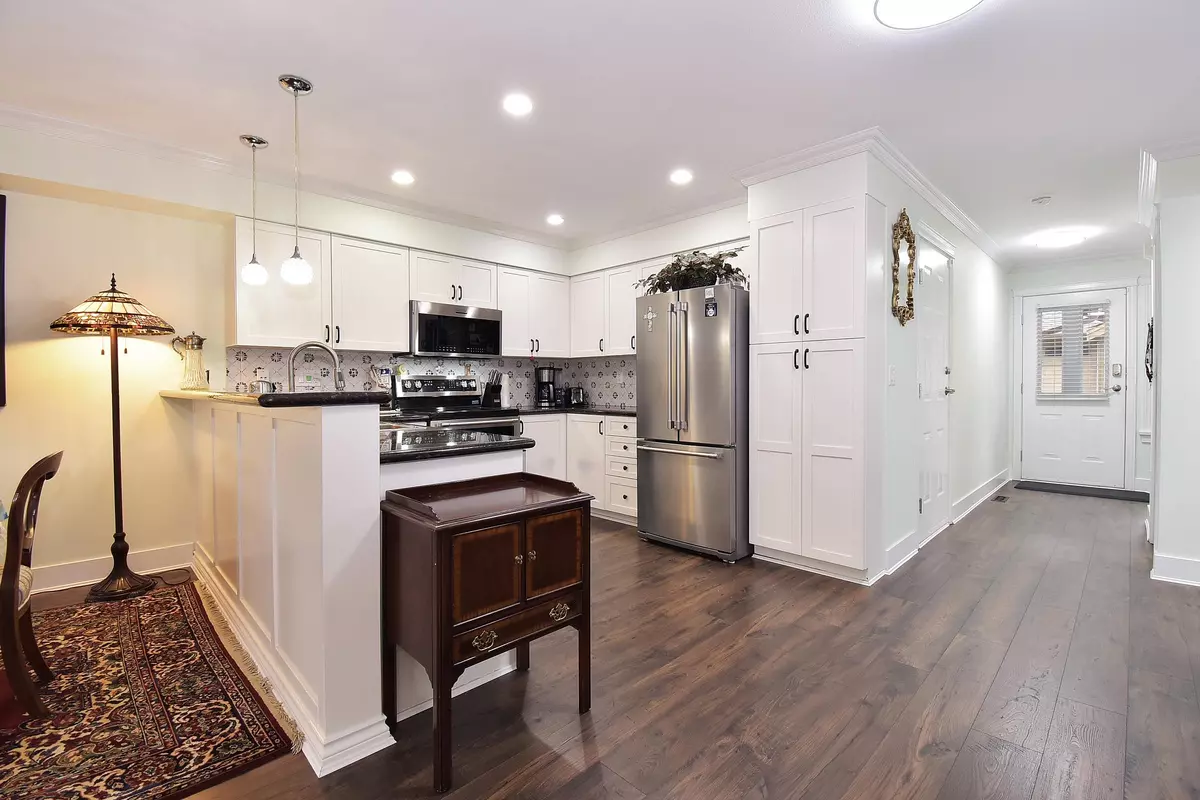 Surrey, BC V3W 1P5,12040 68 AVE #131